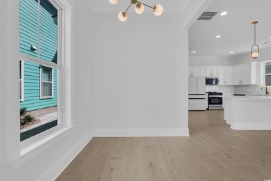 Luxurious Charleston-style home in the sought-after Sweetgrass - photo 6
