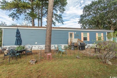 Welcome to Crystal Lake on the border of Surfside Beach and - photo 3