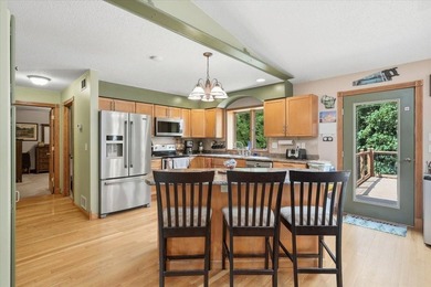 Beautiful 4 bedroom, 3 bath rambler on 1+ acre lot across the - photo 13
