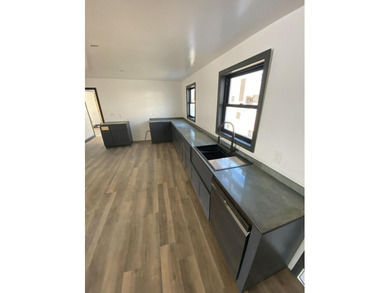 Beautiful bungalow style home. Set up for single floor - photo 18