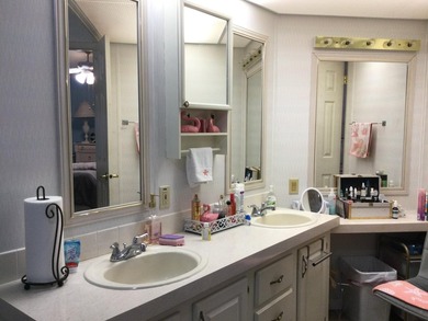 ONE OF THE LARGEST HOMES IN THIS COMMUNITY. THIS 1560 SF HOME IS - photo 21