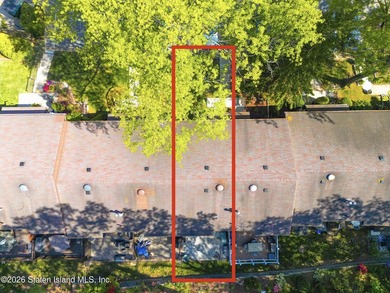 Welcome to 38 Stone Ln, Staten Island, NY 10314 - a - photo 22
