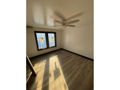 Beautiful bungalow style home. Set up for single floor - photo 24