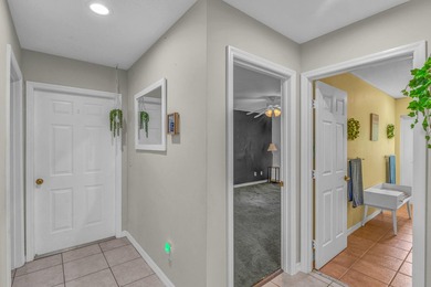 Welcome to your private 1 acre resort oasis! This 6 bedroom, 4 - photo 30
