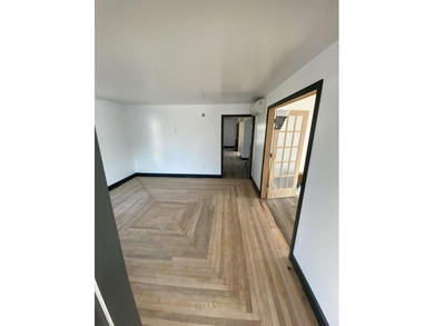 Beautiful bungalow style home. Set up for single floor - photo 31