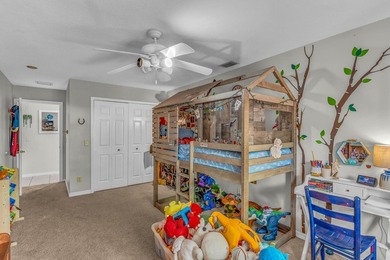 Welcome to your private 1 acre resort oasis! This 6 bedroom, 4 - photo 38