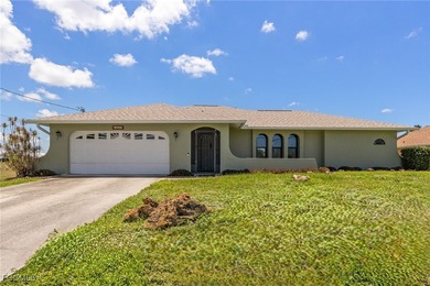 Cape Coral Lakes Area Home For Sale in Cape Coral Florida