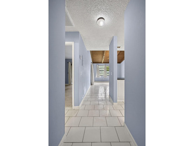 SELLER IS OFFERING A CREDIT TOWARD THE BUYER'S CLOSING COSTS! - photo 7