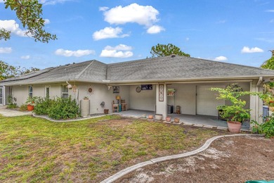 Welcome to your private 1 acre resort oasis! This 6 bedroom, 4 - photo 49