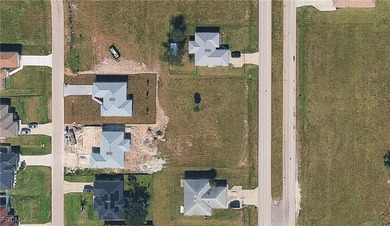 Welcome to Cape Coral, where this vacant lot awaits your - photo 4