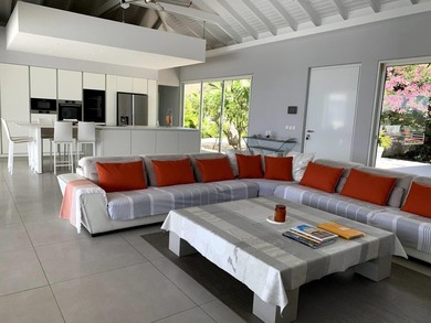 Channeling understated luxury and panoramic Caribbean beauty - photo 4