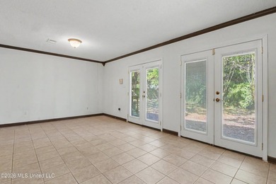 Welcome to this beautiful, spacious, 3-bedroom, 2 bath home in - photo 6