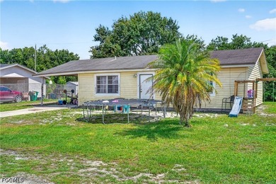 Investor Special! This 3-bedroom, 1.5-bath home located in - photo 2