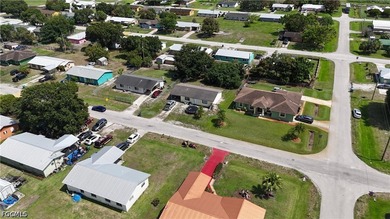 Investor Special! This 3-bedroom, 1.5-bath home located in - photo 5