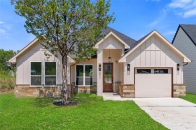 Lake Home For Sale in Granbury, Texas