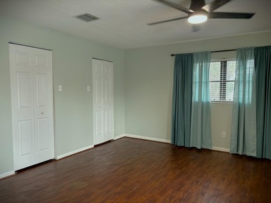 Rare double corner lot with an additional large detached two car - photo 6