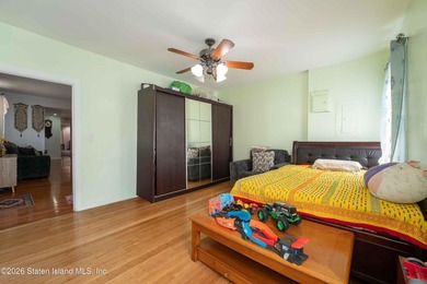 Welcome to this spacious and uniquely designed single-family - photo 26