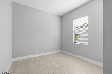 Welcome to this beautifully maintained 4-bedroom, 2-bath home - photo 8