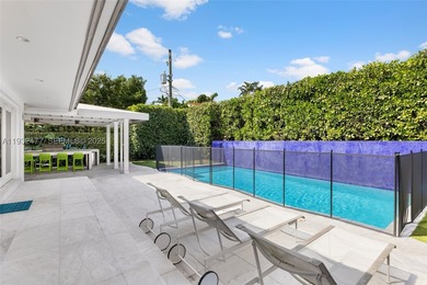 Nestled on one of Miami Beach's most exclusive streets, this - photo 36