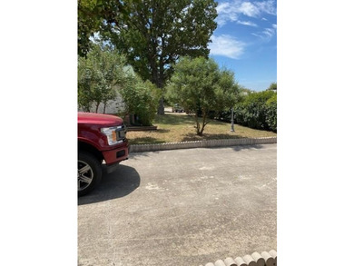 Nice clean functional Castlecomb home, appears to be in - photo 9