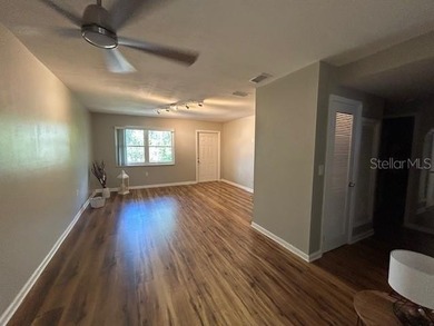 Stunning 2-bedroom,1-bathroom remodeled condo in a vibrant 55+ - photo 8