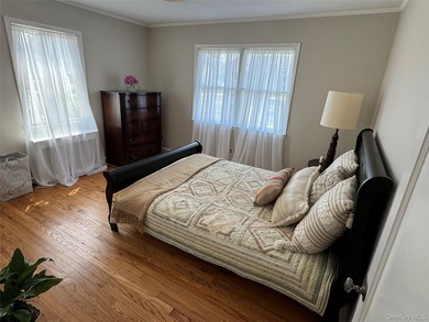 Newly renovated home with a 2nd floor apartment! This cheerful - photo 8