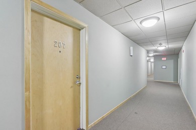 Price Reduced! Midtown Commons Neighborhood! Discover perfect - photo 5