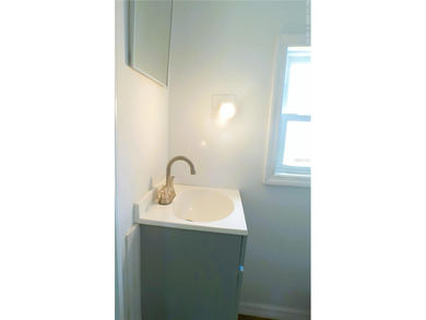 This updated, 2-bedroom, 1.5-bath mobile home, built in 1973 - photo 8