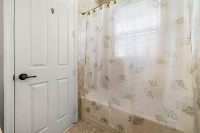 Welcome to this beautifully updated 4-bedroom, 3-bathroom home - photo 16