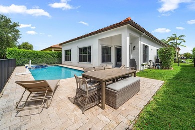 Welcome to this beautifully updated 4-bedroom, 3-bathroom home - photo 26