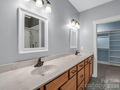 Welcome to this meticulously maintained, 10-year-young - photo 28