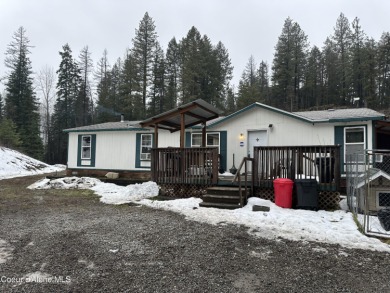 Lake Home For Sale in Rathdrum, Idaho