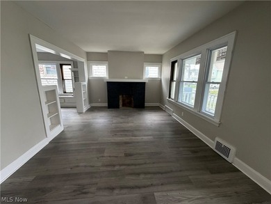 Looking for a turnkey investment or the perfect owner-occupied - photo 3