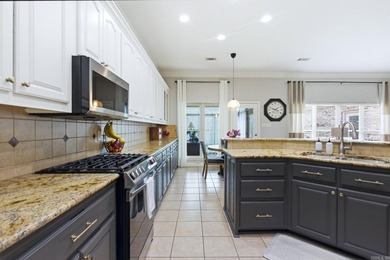 Don't miss this charming home with a fantastic one-level floor - photo 7