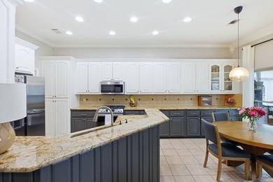 Don't miss this charming home with a fantastic one-level floor - photo 9
