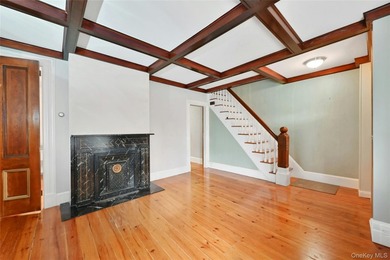 Opportunity knocks! This 1,858 sq. ft. colonial sits on a 0 - photo 4