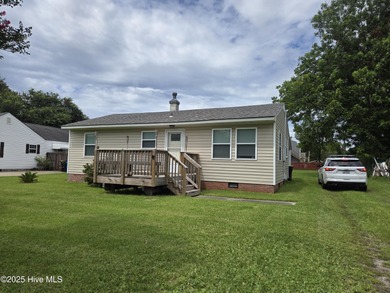 Newport River  Home For Sale in Morehead City North Carolina