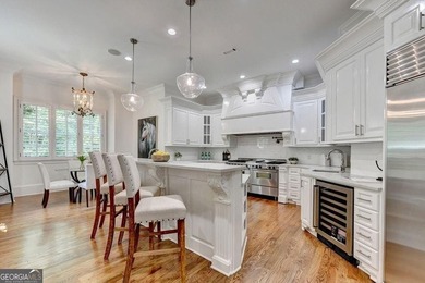 A Rare Private Lakefront Estate in Sandy Springs - Discover one - photo 11