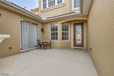Experience the ultimate Florida lifestyle in this beautiful - photo 5