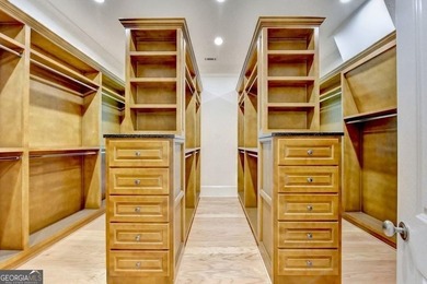 A Rare Private Lakefront Estate in Sandy Springs - Discover one - photo 42