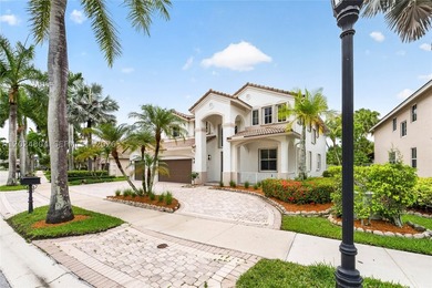 GORGEOUS LAKE FRONT HOME IN THE HIGHLY DESIRABLE GATED COMMUNITY - photo 3