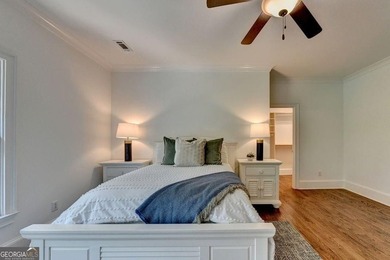 A Rare Private Lakefront Estate in Sandy Springs - Discover one - photo 48