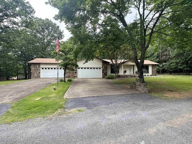 HOME with 4-CAR GARAGE on Flat Lot with a bathroom for each - photo 6