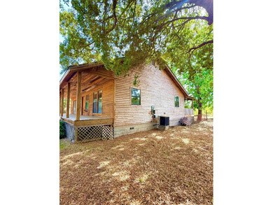 Fixer-upper with strong upside priced at $200,000. Property - photo 3