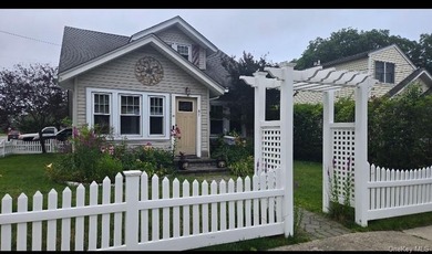 Charming Country Cape Cod home in the Incorporated Village of - photo 2