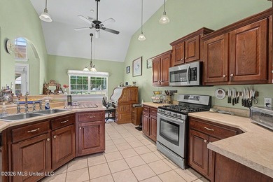 SECLUDED COUNTRY RETREAT ON 2 ACRES IN BYHALIA! Welcome to 186 - photo 14