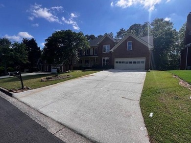 (private lake, pond, coastal) Home Active Under Contract in Snellville Georgia