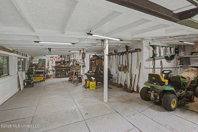 SECLUDED COUNTRY RETREAT ON 2 ACRES IN BYHALIA! Welcome to 186 - photo 26