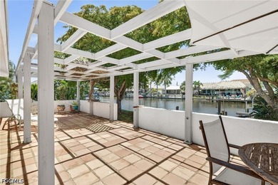 Old Florida charm meets waterfront living in the heart of - photo 32