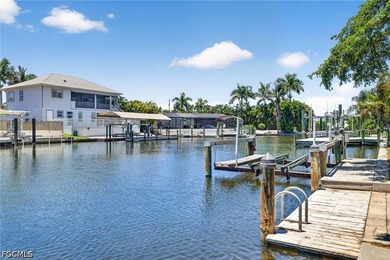 Old Florida charm meets waterfront living in the heart of - photo 36